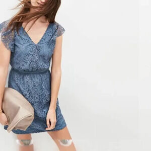 NWT new Madewell Lace feminine Flutter-Sleeve Dress in dusty Blue size 2